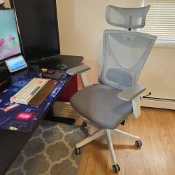 Autonomous ErgoChair Curve review – a comfortable seat with questionable design