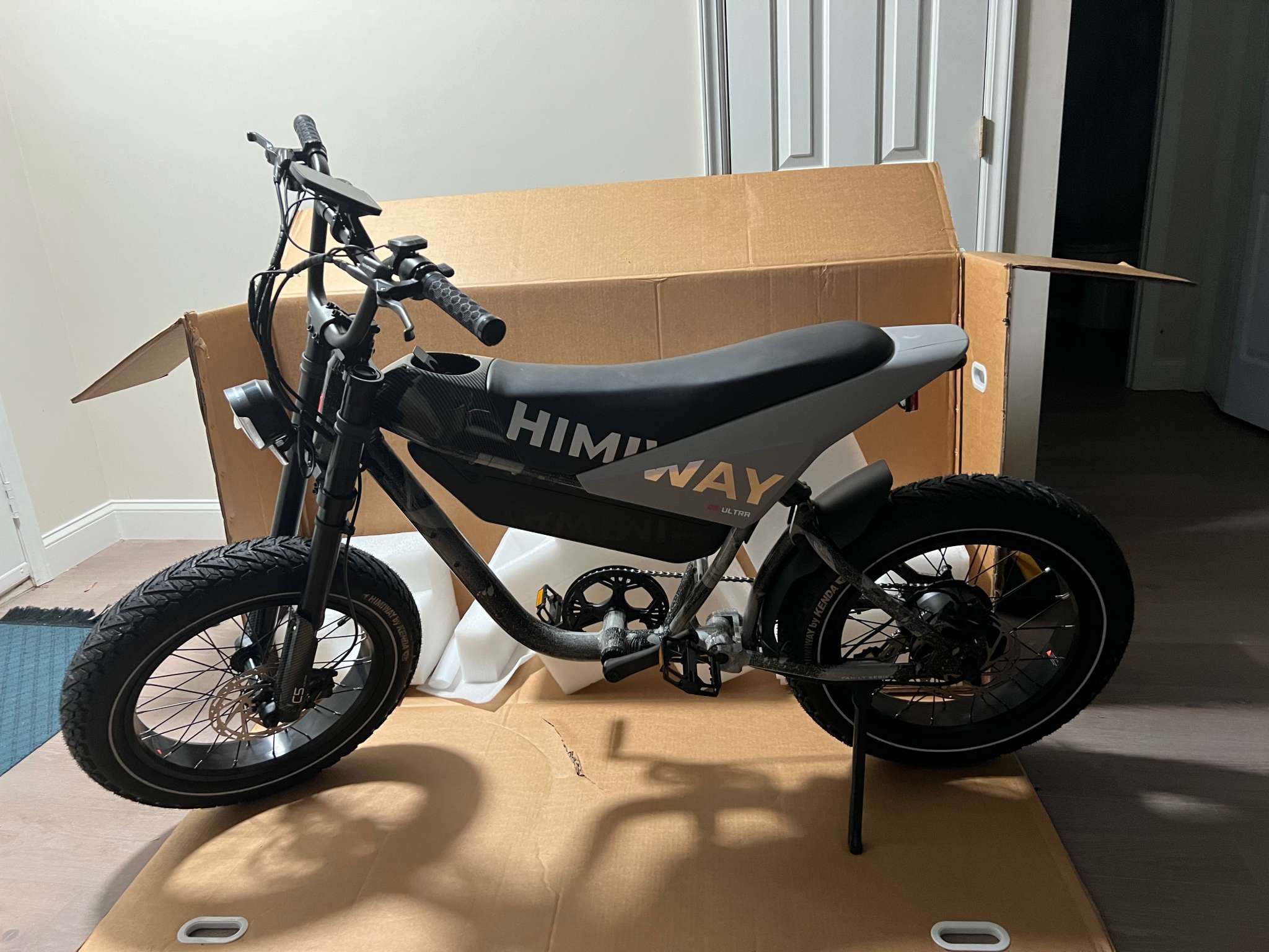 Himiway C5 Electric Motorbike review - Is this really a crotch rocket ...