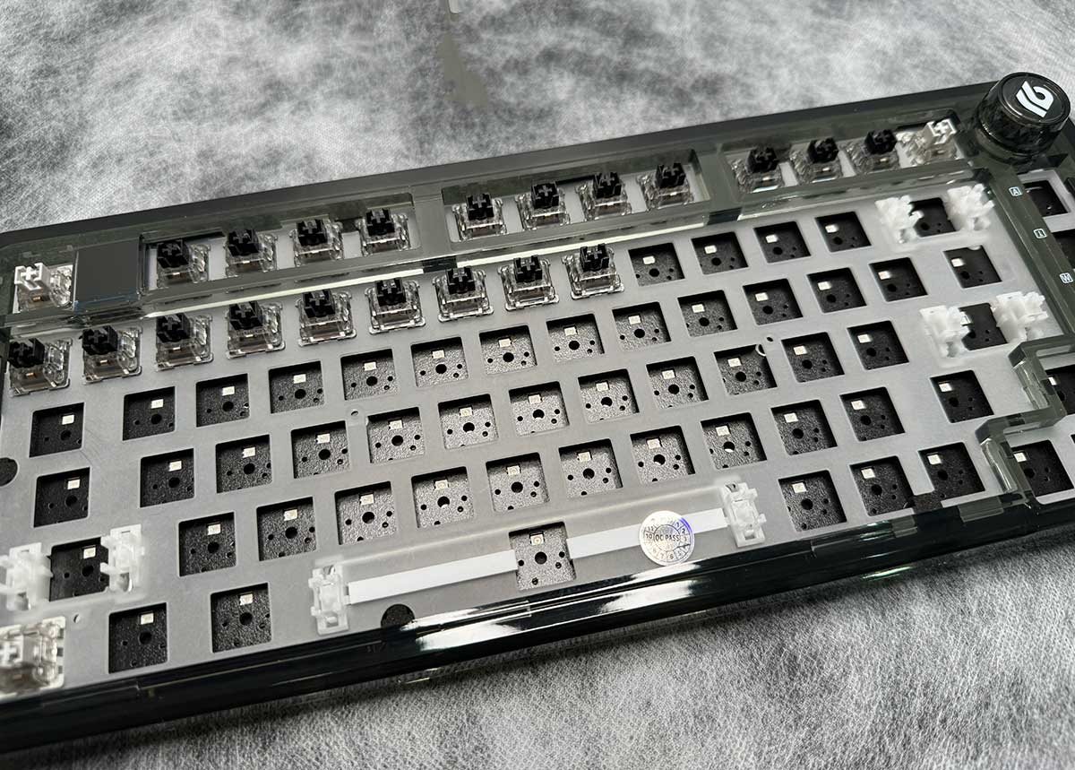 EPOMAKER x LEOBOG K81 Pro Wireless Mechanical Keyboard DIY Kit review ...