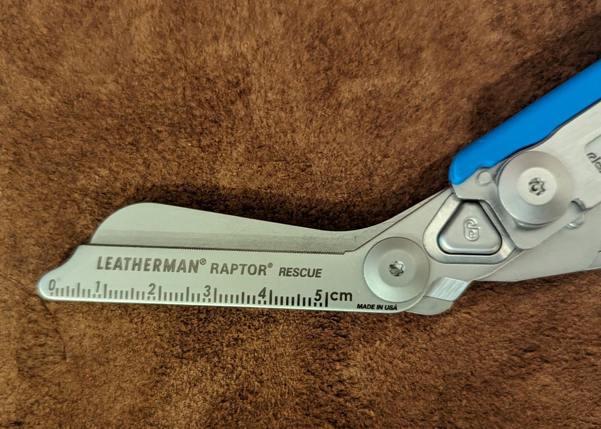 leatherman raptor 8