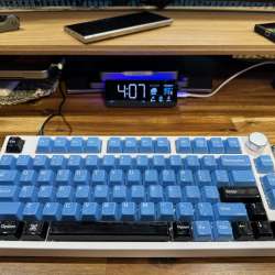 Vobot Mini Dock review – A very cool 7-in-1 desk hub app clock!