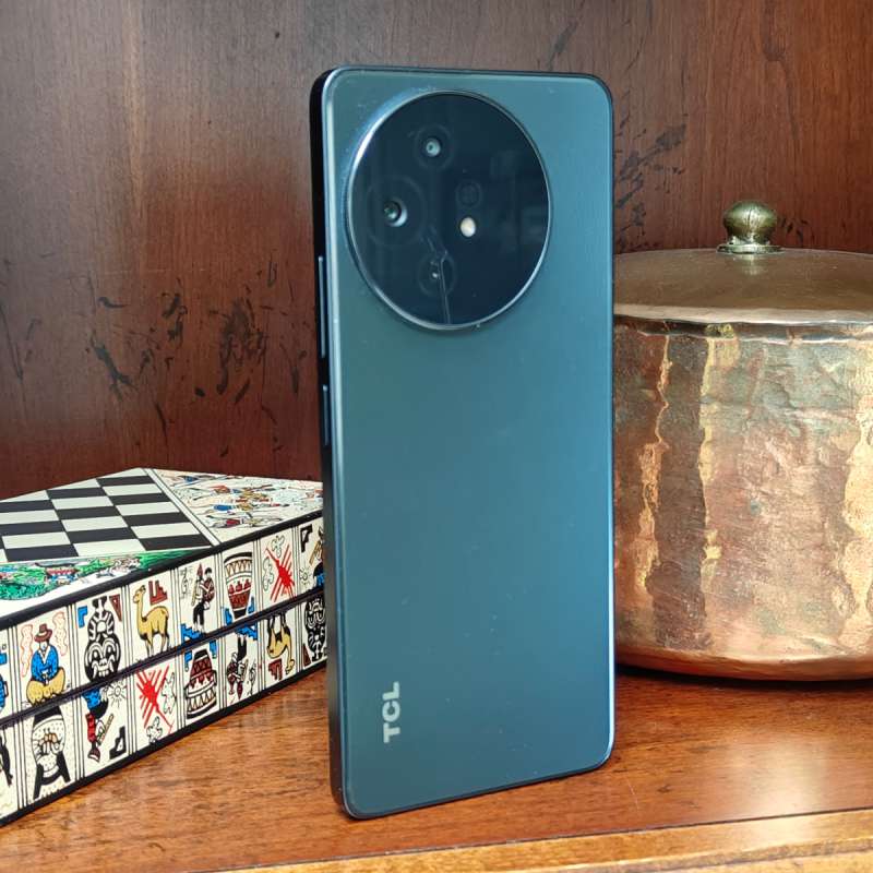 TCL 50XL5G 17