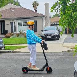TurboAnt M10 Pro commuting electric scooter review