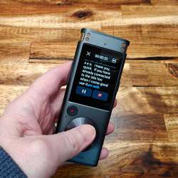 iFLYTEK Smart Recorder review – Voice transcription without the internet or apps