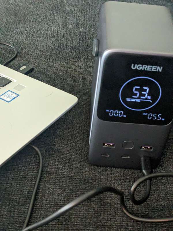 UGREEN 300W Power Station 5