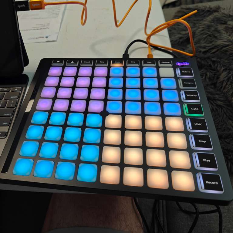 Synido TempoPAD Z-1 MIDI Controller Beat Maker review - more pads ...