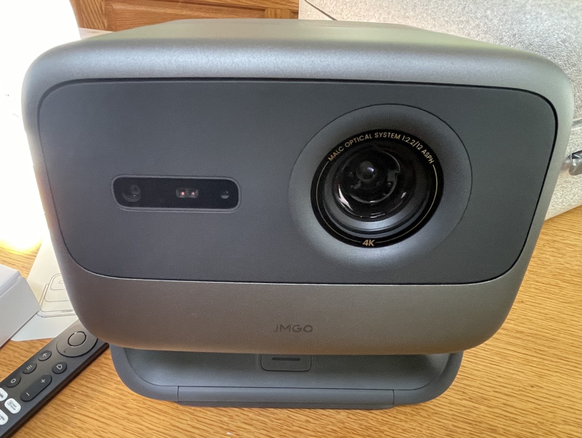 JMGO N1S Pro 4K projector with Netflix 09