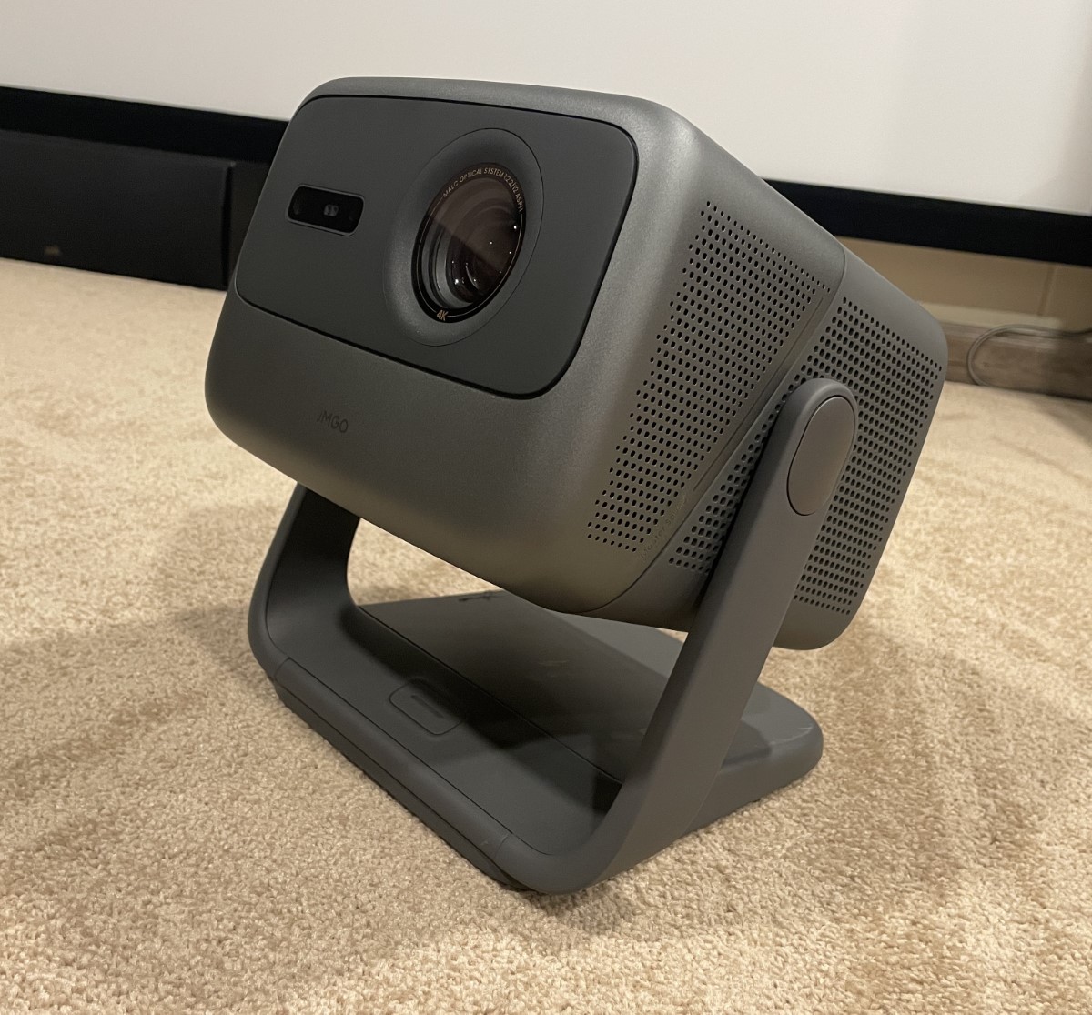 JMGO N1S Pro 4K projector with Netflix 42