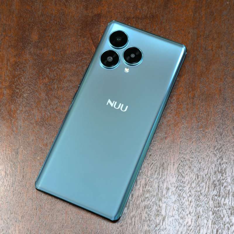 NUU B30 6
