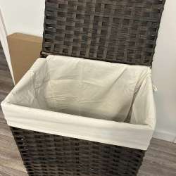 SONGMICS Handwoven Laundry Hamper review