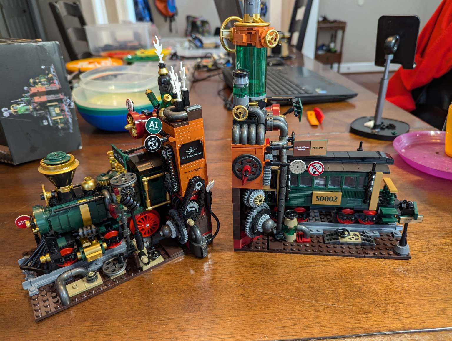 JMBricklayer Western Train Station Bookend model review - a cheap or ...