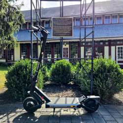 NAVEE S40 Electric Scooter review