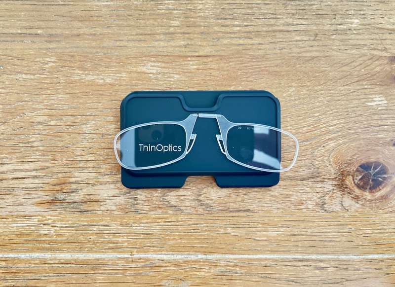 ThinOptics Readers Wallet 9