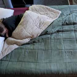 Cherimor air mattress review – a portable bed, but better!