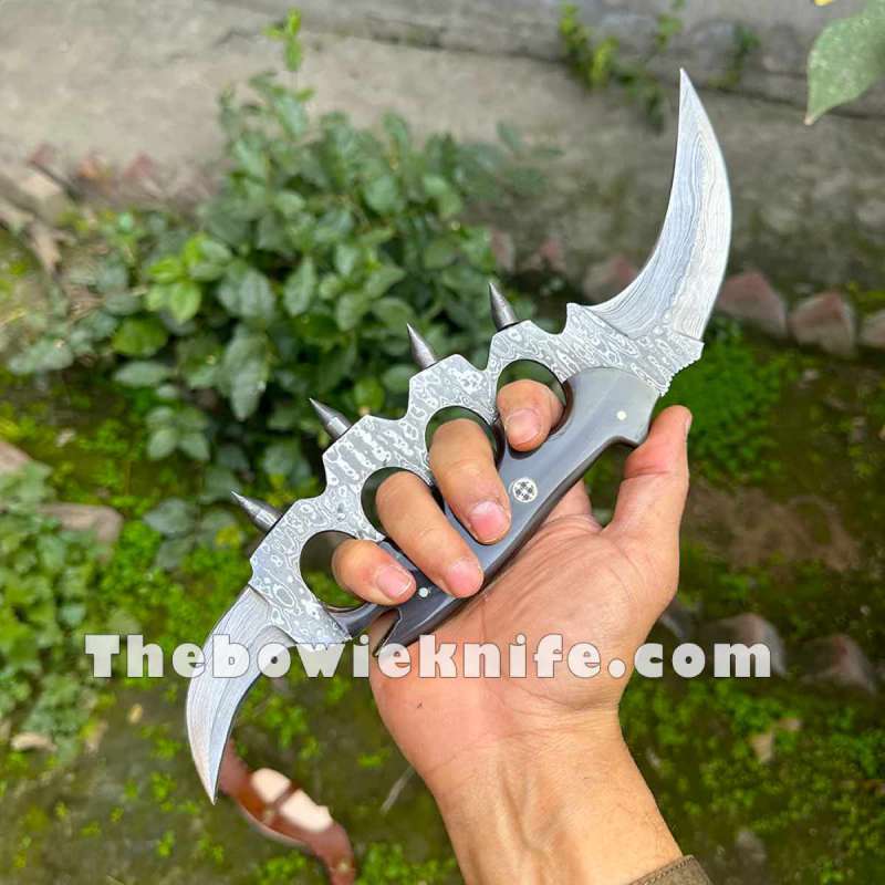 the bowie knife damascus steel knuckle knife 01