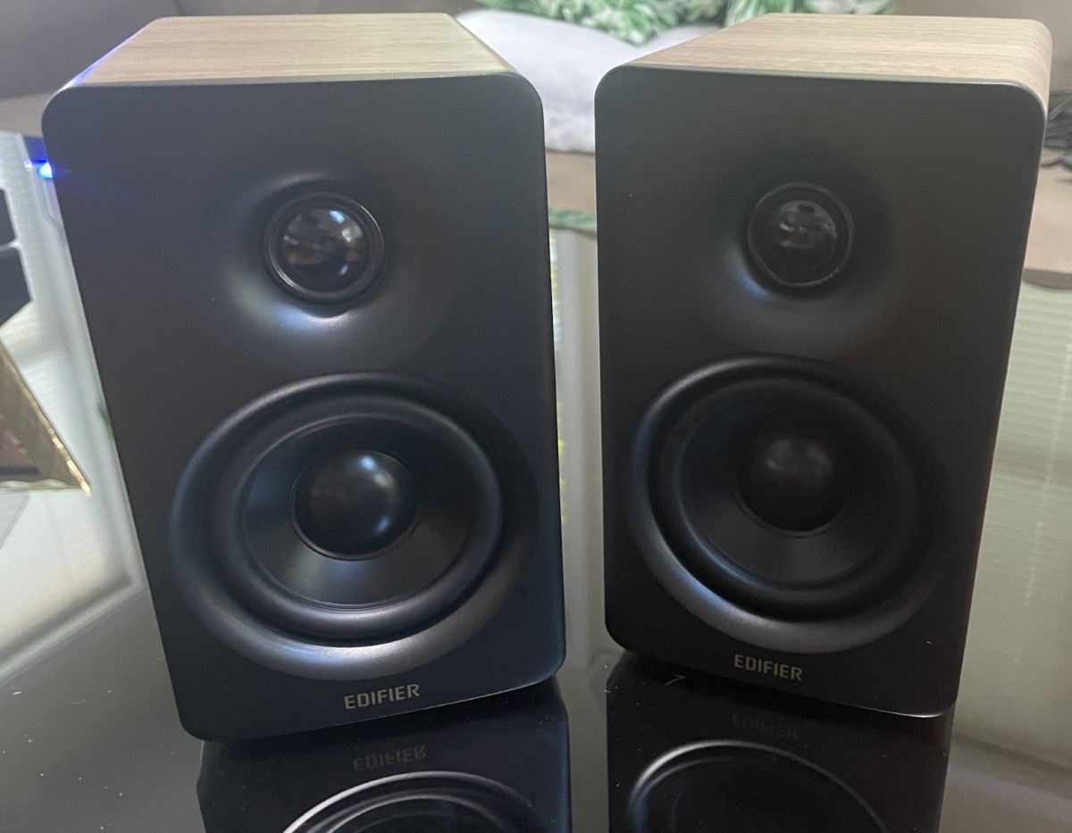 Edifier M60 Bluetooth Speakers 12