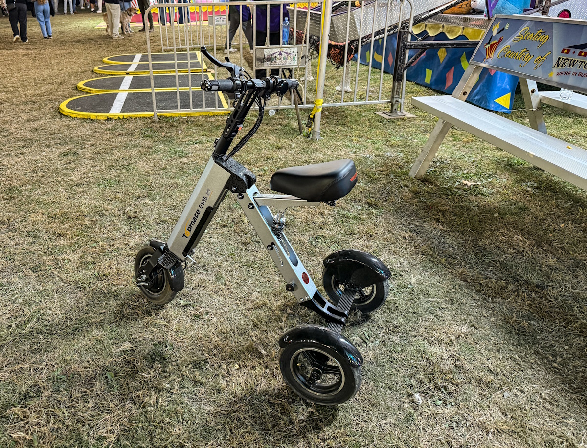 TopMate ES35 3 Wheels Foldable Trike 11