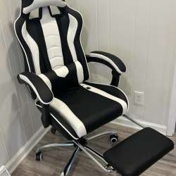 Yaheetech Gaming Chair review