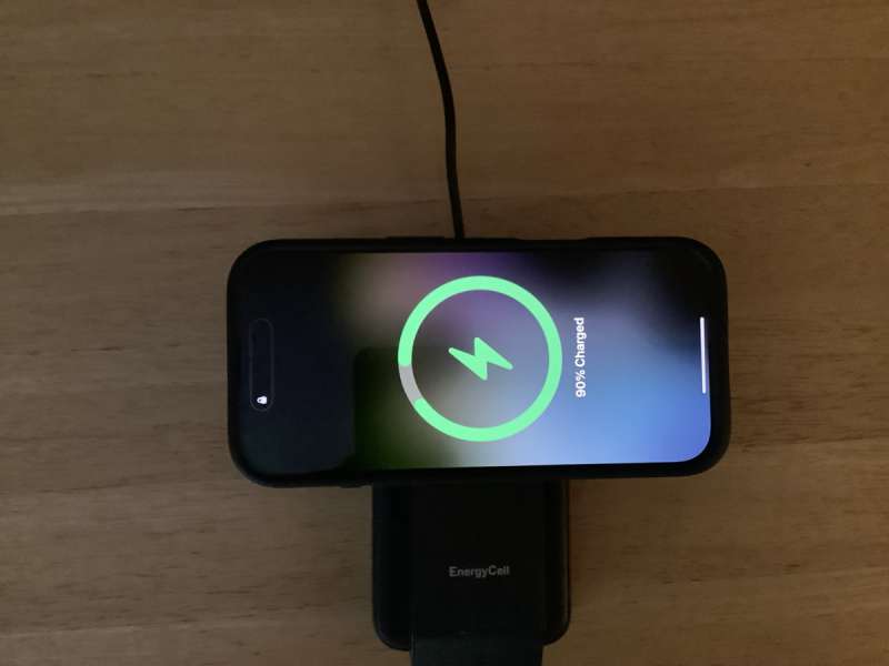 EnergyCell 3 in 1 Wireless Charging 3