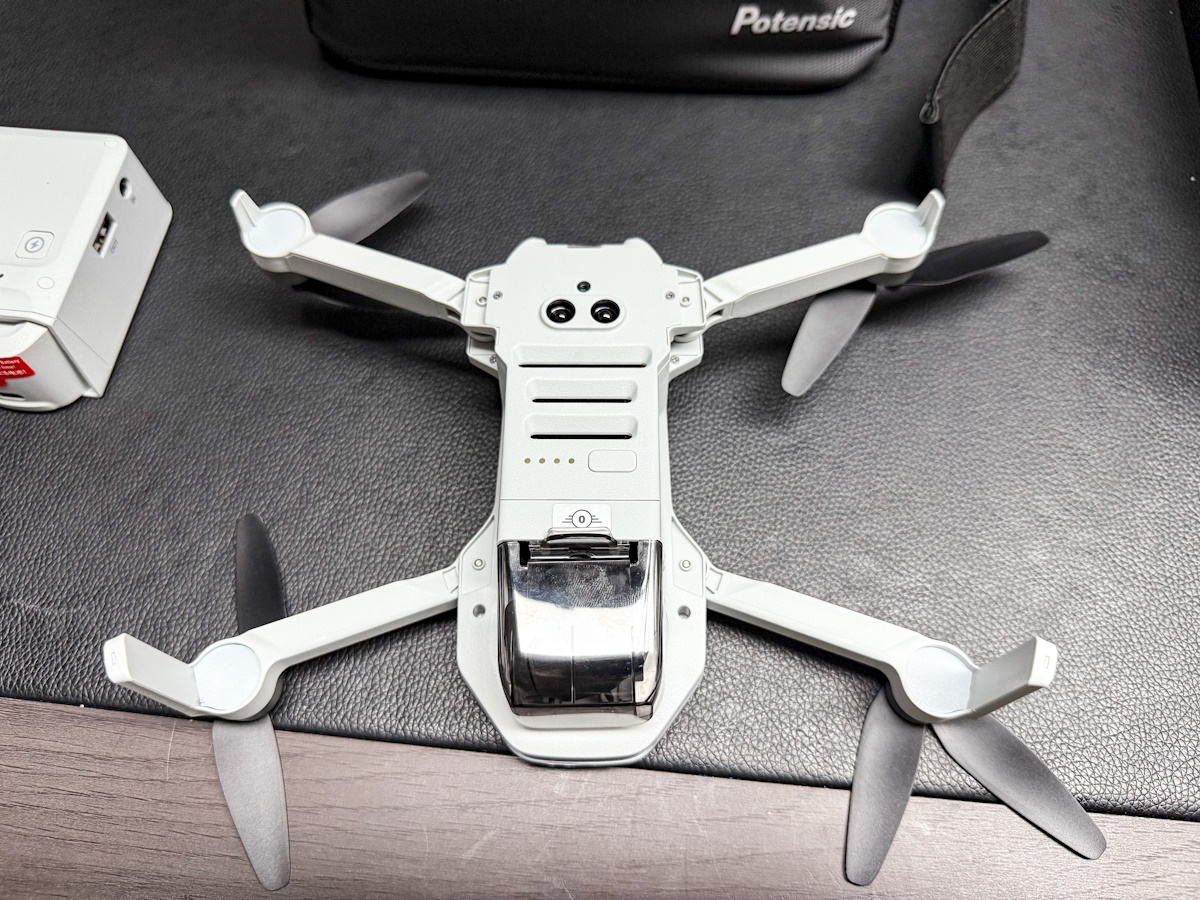 Potensic ATOM GPS Drone 10