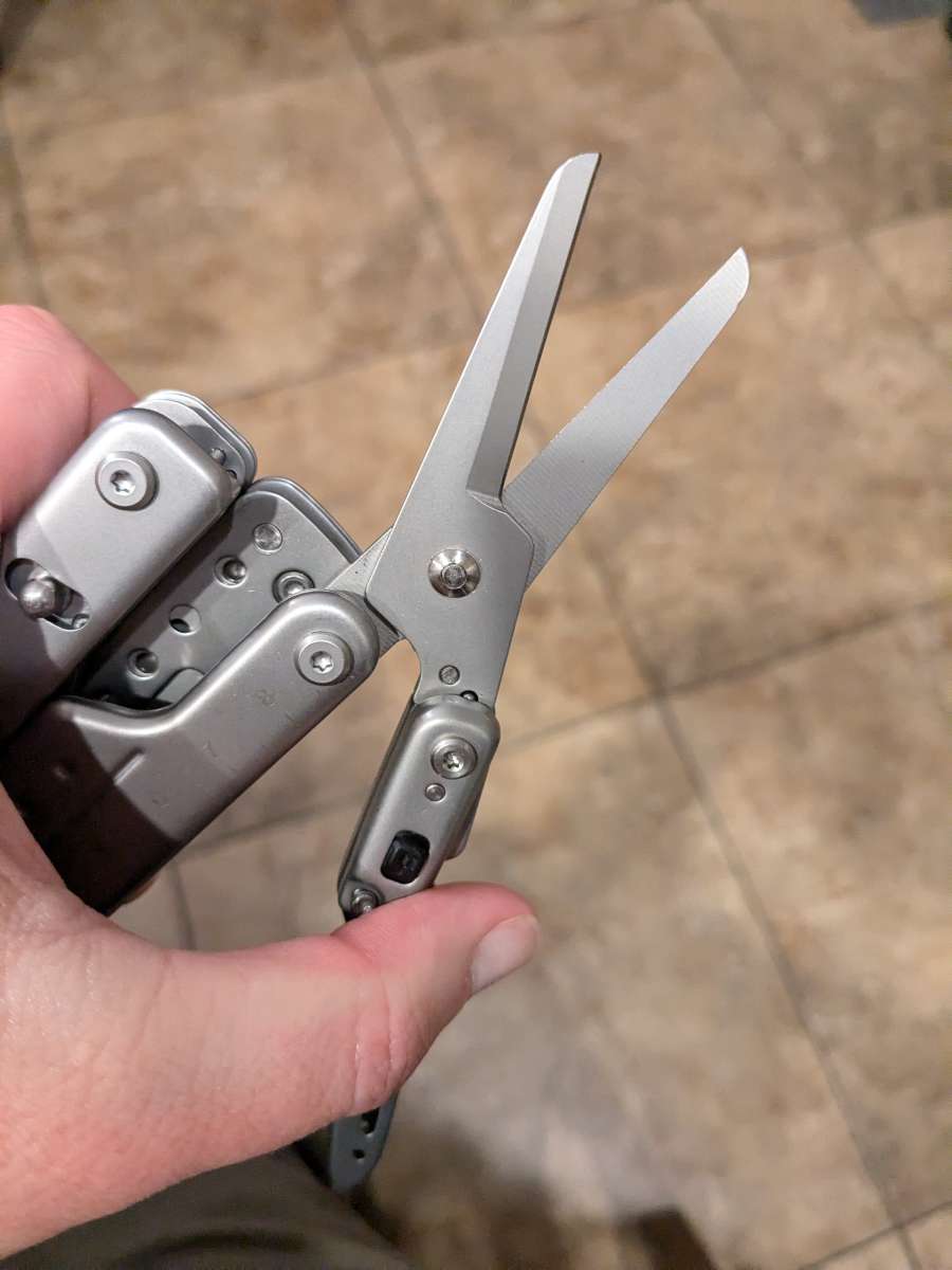 Roxon Phantom Multitool 9