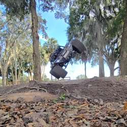 DEERC (9005E) 1:14 All Terrain Fast RC Car review – my need for speed comes in a small package