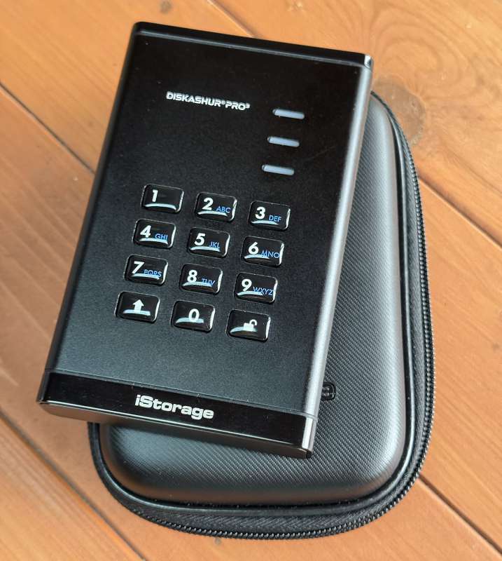 diskAshur Pro 3 10