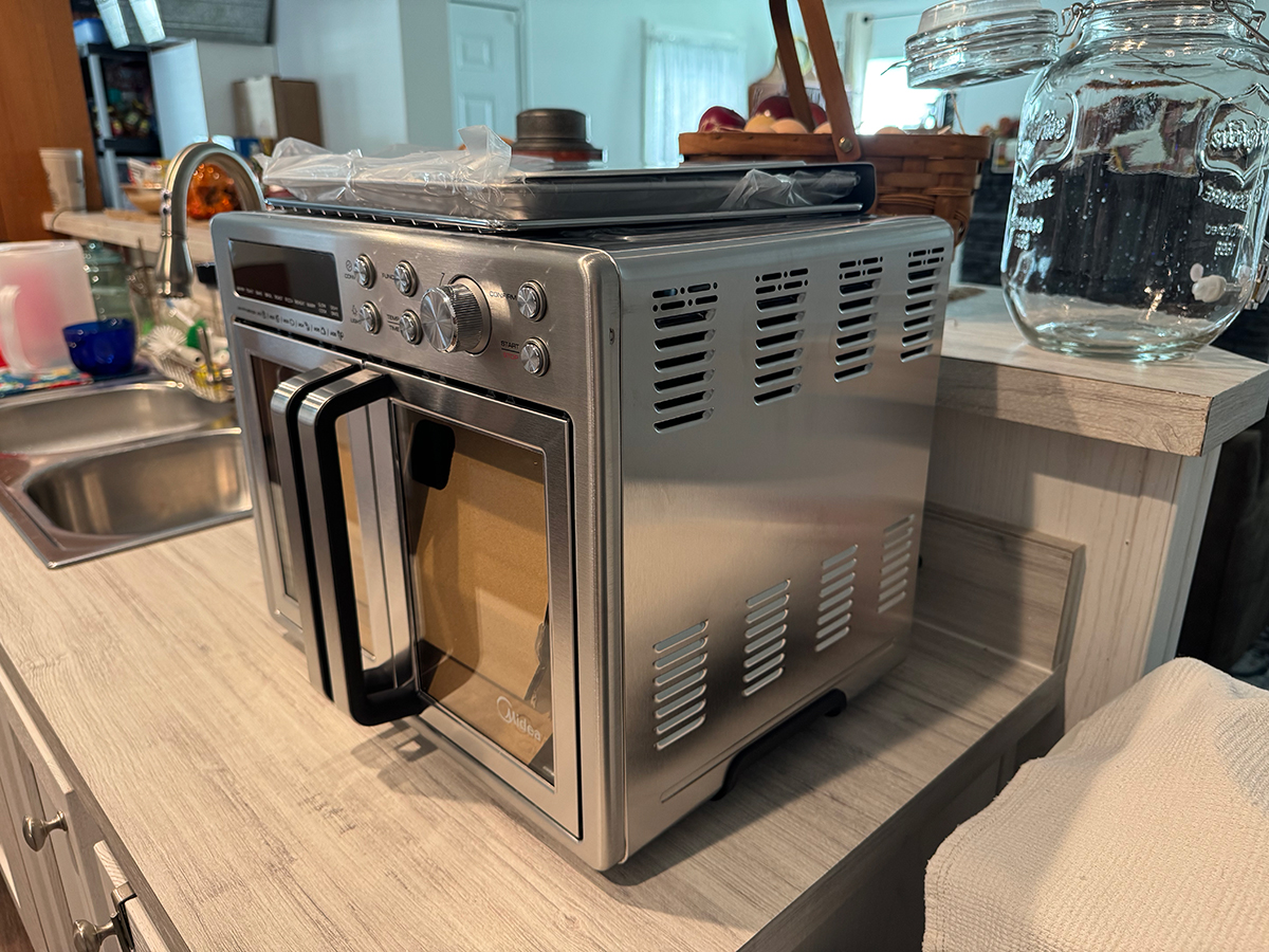 Midea Flexify French Door Air Fryer Oven review - the little oven that ...