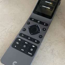 Cantata Haptique RS90 universal remote control review