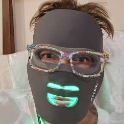 FliKEZE PhotonMask Quint LED face mask review – Erase wrinkles and fine lines?