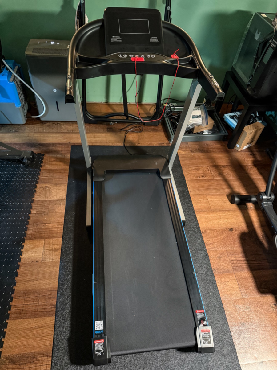 WELLFIT Treadmill 25 1