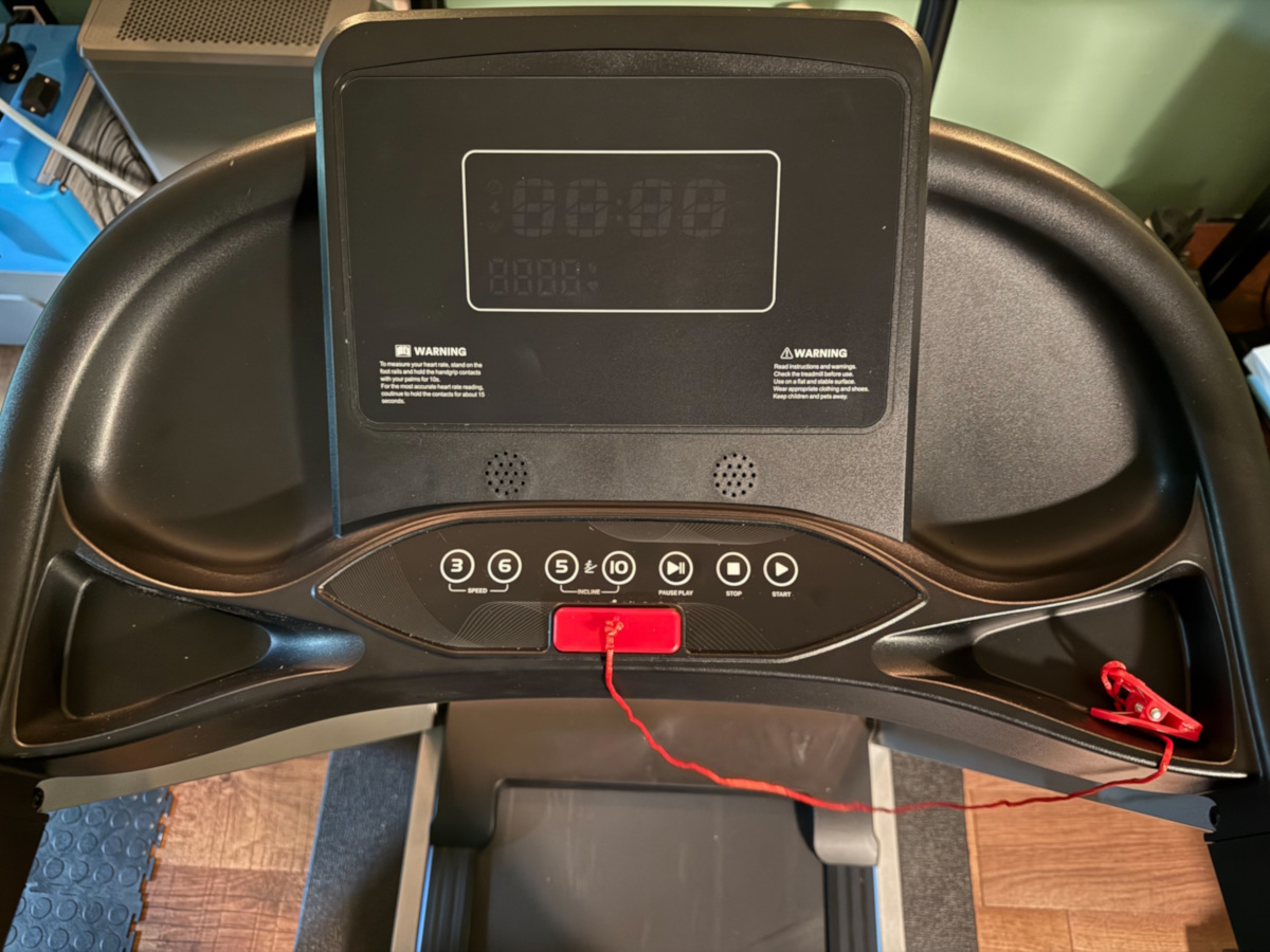 WELLFIT Treadmill 31