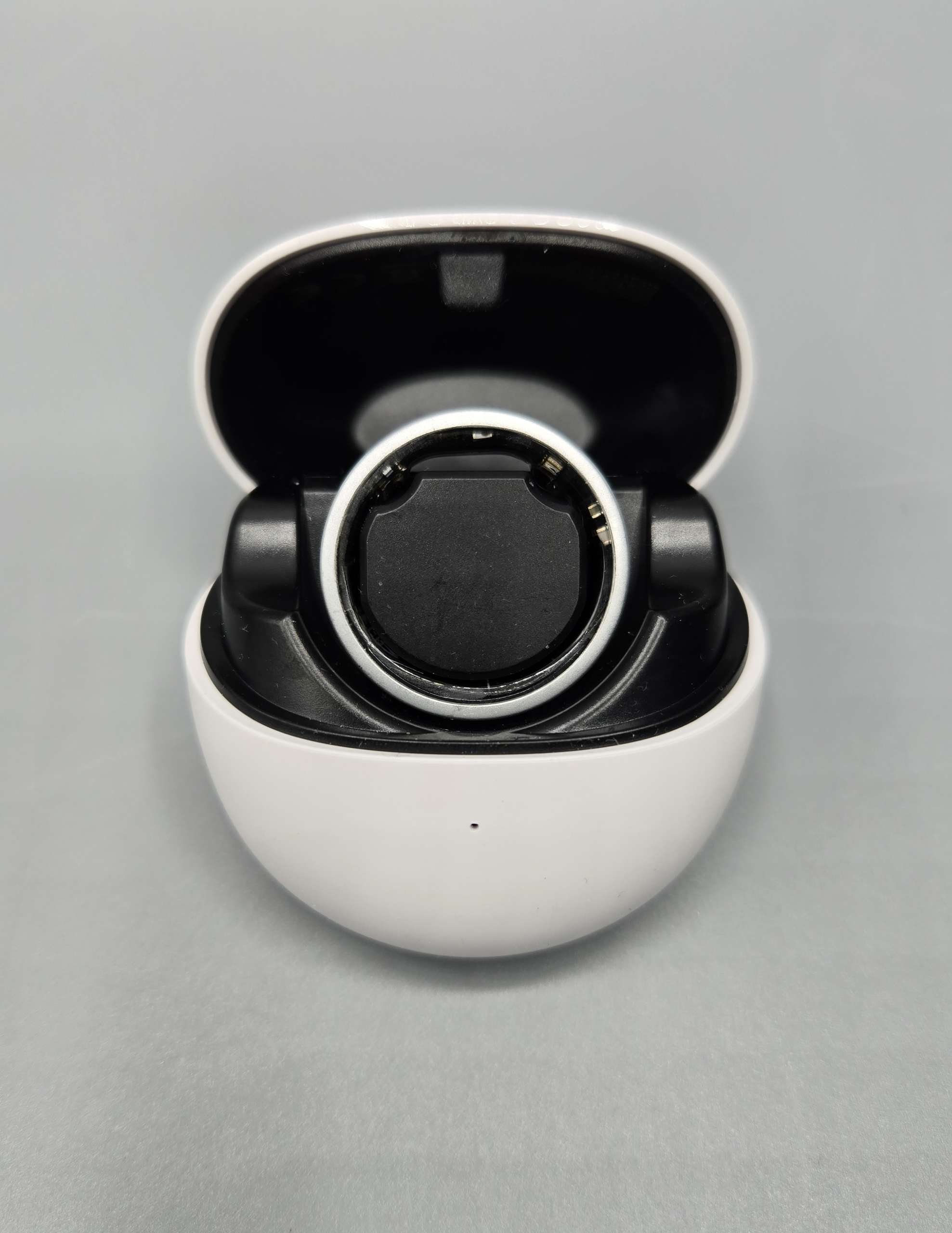 Photo inspiration: Gallery Detail: Qalo Qrnt Smart Ring Review A Health Tracking Ring Without