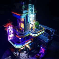 Funwhole Cyberpunk NeonCity model kit review – Brick by brick it started to click