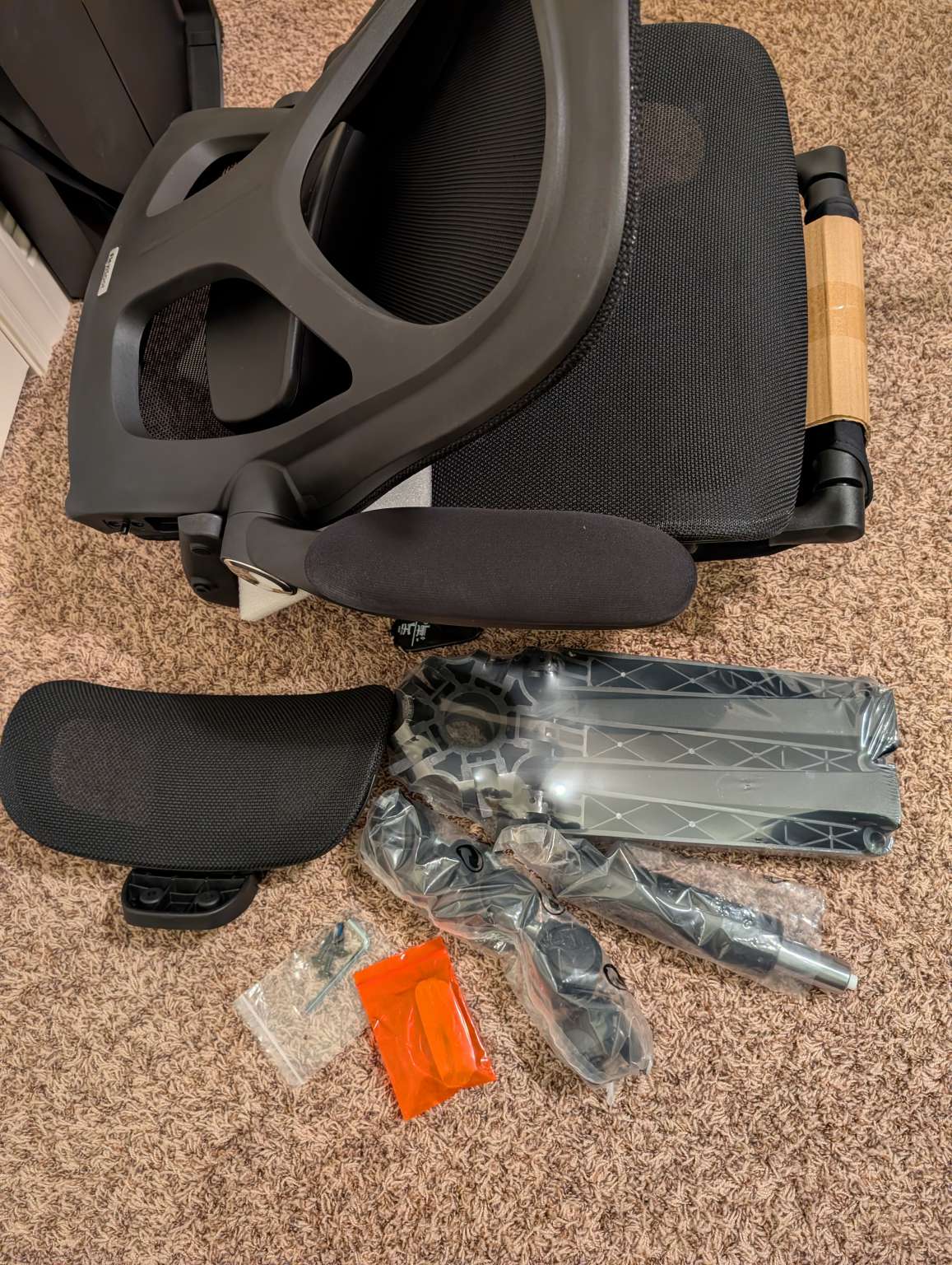 Flexispot OC1-SEM Foldex desk chair review - Nice chair with a hidden ...