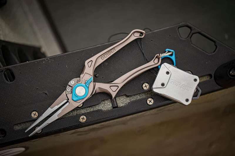 Gerber Gear Defender 6