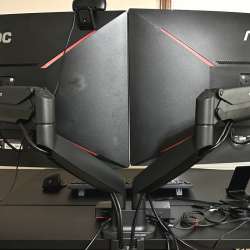 Mount It! Dual Monitor Desk Mount With Gas Spring Arms review