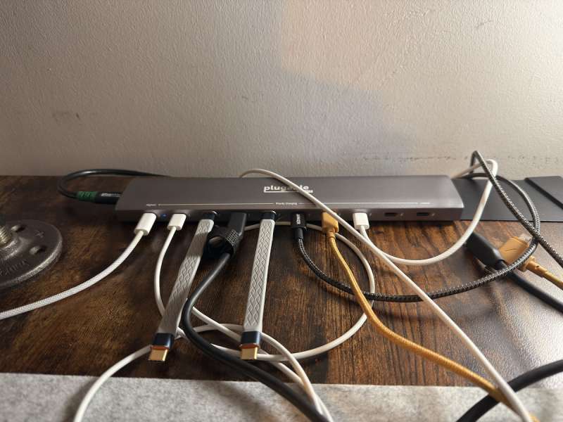 Plugable 10 port charger 4