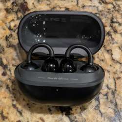 SoundPeats Pop Clip earbuds review – Comfortable and secure earbuds!