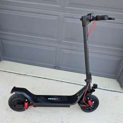 TurboAnt R9 foldable scooter review – Lots of power with some harsh braking.