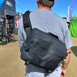 Chrome Industries Kadet Max WP bag review – A lightweight messenger that’s built to get wet