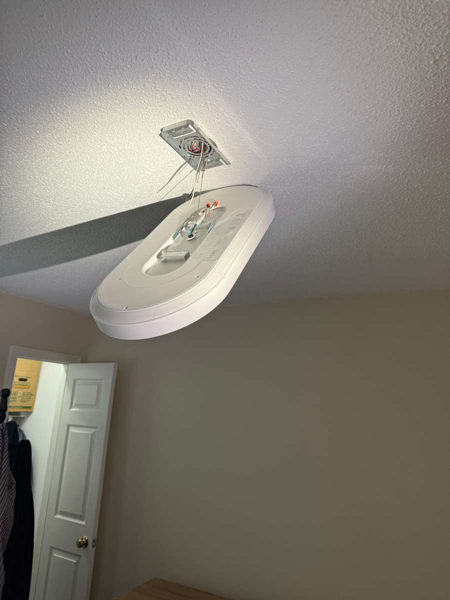 LIFXceilinglight 9