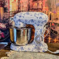 Laura Ashley Floral-Print 6L 6-Speed Die-Cast Stand Mixer review