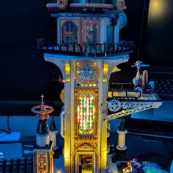 Funwhole Steampunk watch tower kit review – nearly 3000 pieces of steampunk fun!