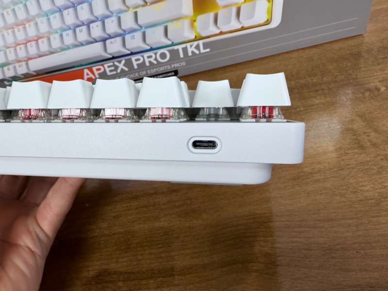 steelseries apexpro keyboard 5
