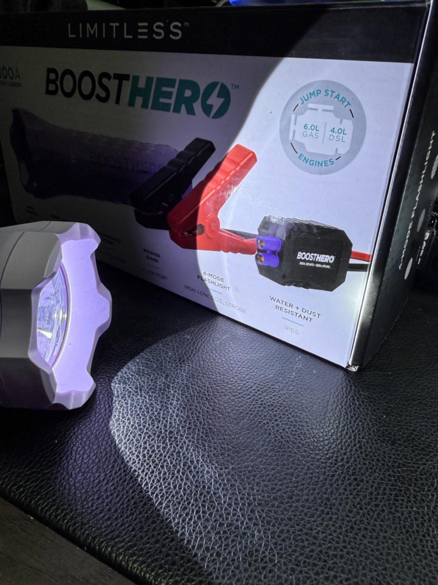 BoostHero Jump Starter 12