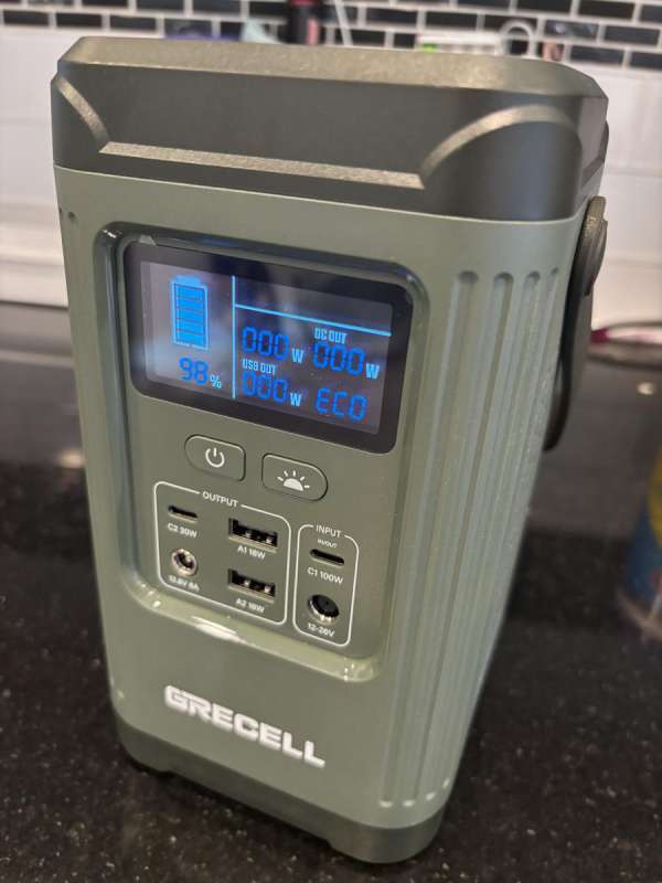 Grecell 240Wportablepowerstation 5