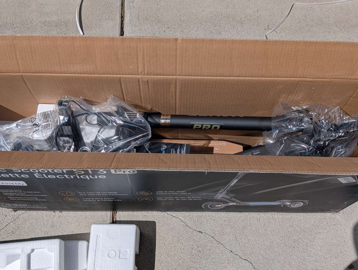 Naveetech ST3 Pro Electric Scooter 5
