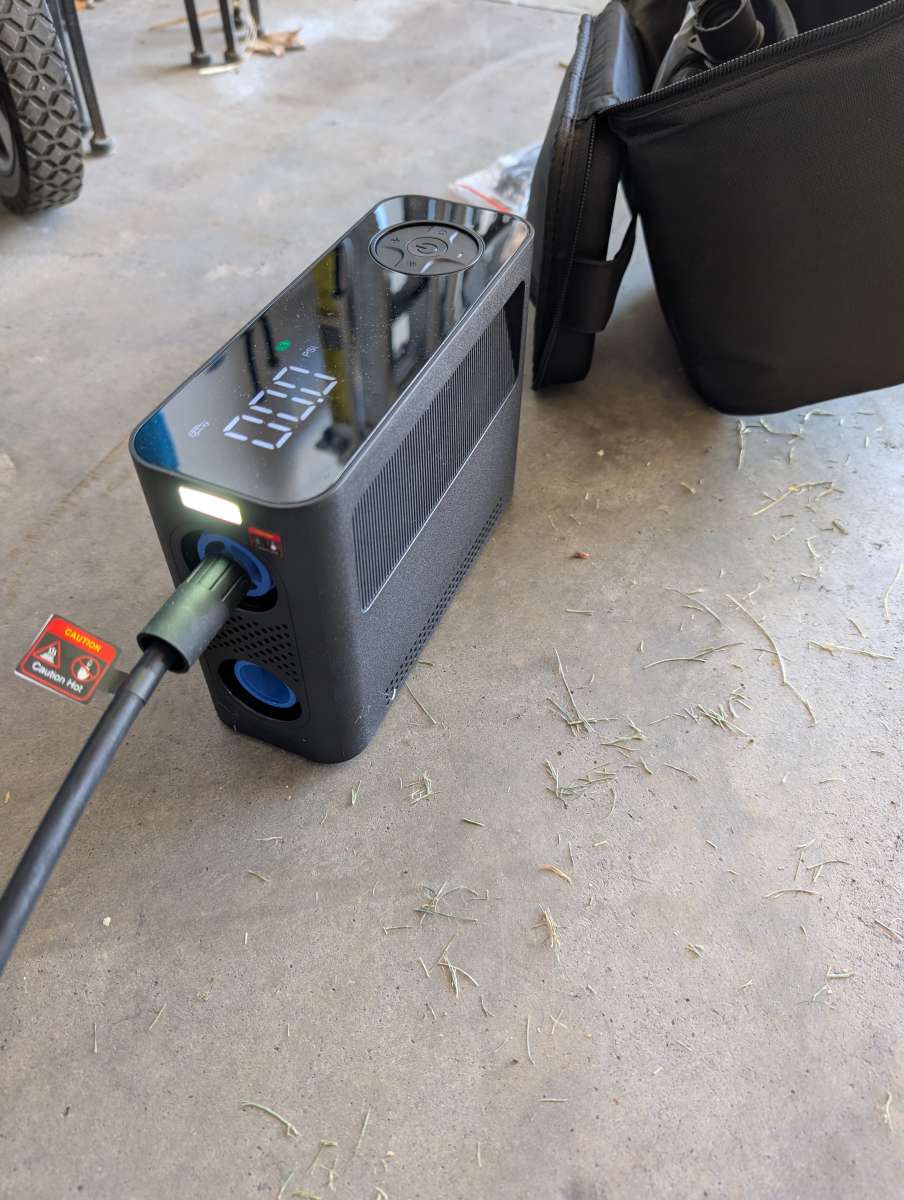 STRAUTO Universal Inflator 20