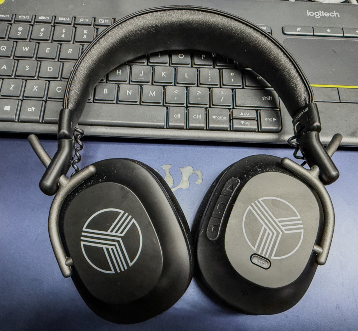 TREBLAB U5 Headphones 3